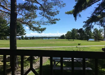 Bluff Point Golf Resort hotel thumbnail 2