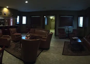 Woodlake Lodge Golf and Country Club hotel thumbnail 4