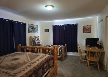 Buffalo Peaks B&B hotel thumbnail 6