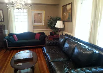 Hunter House Bed and Breakfast hotel thumbnail 8
