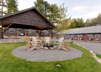 Cobble Mountain Lodge hotel thumbnail 6