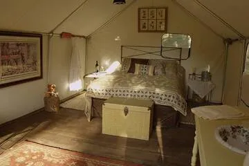 Norwegian Wood Ranch hotel detail image 2