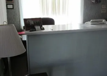 Elms Motel hotel thumbnail 2