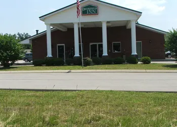 Deerfield Inn & Suites hotel thumbnail 3