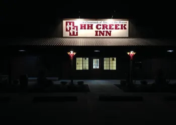 HH Creek Inn hotel thumbnail 2