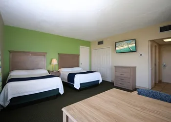 Silver Gull Motel hotel thumbnail 4
