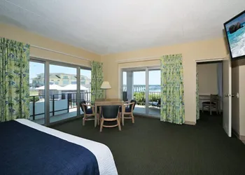 Silver Gull Motel hotel thumbnail 7