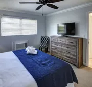 May-Dee Suites hotel detail image 7