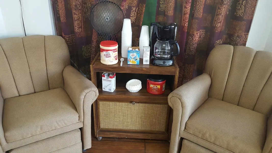 Economy Lodge hotel detail image 2