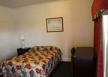 Dixie Motel - Hilliard hotel thumbnail 7