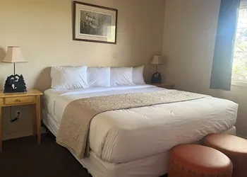 Mountain Landing Suites & RV Park hotel thumbnail 8