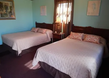 Leona's Motel hotel thumbnail 4