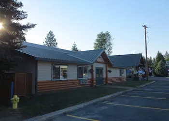 Lakeside Resort and Motel hotel thumbnail 5