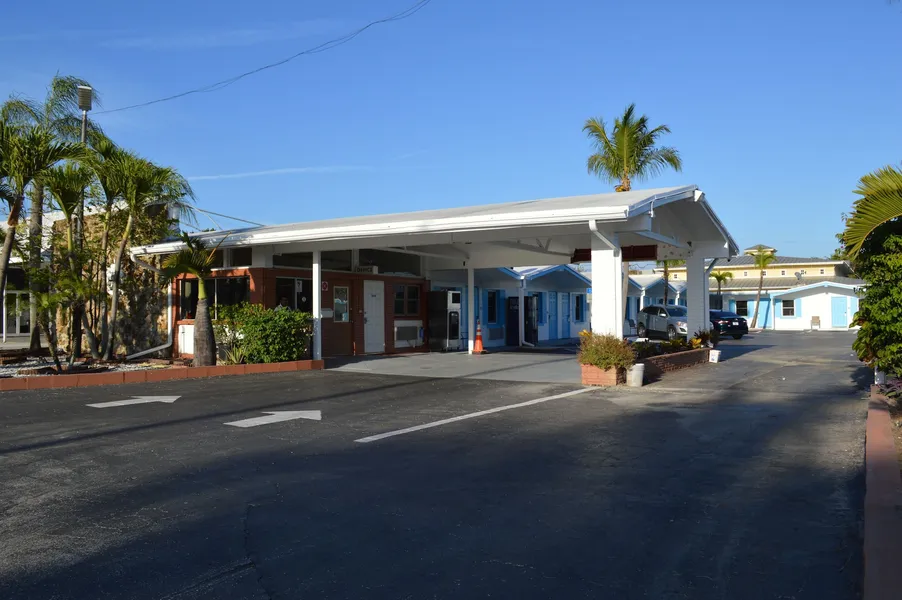 Budget Inn - Ft Myers hotel detail image 2