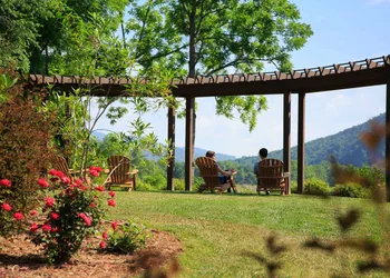 Fort Lewis Lodge hotel thumbnail 5