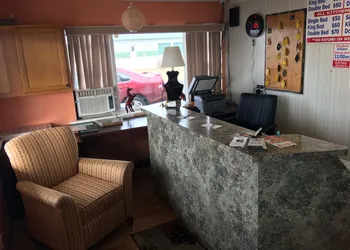 Kentland Motel hotel thumbnail 5