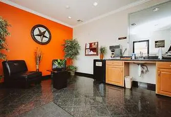 Palace Inn - Westoaks hotel thumbnail 3