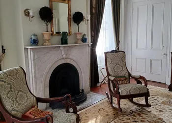 Ragland Mansion Bed & Breakfast hotel thumbnail 8