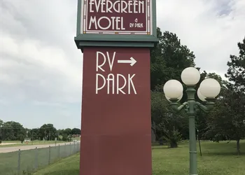 The Evergreen Inn - Motel and RV Park hotel thumbnail 2