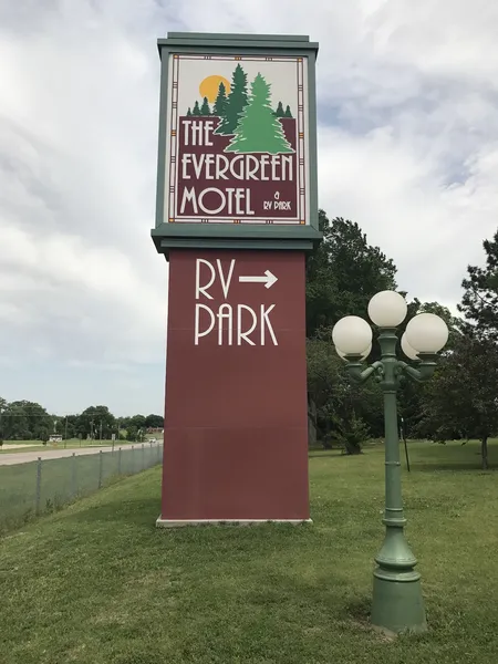 The Evergreen Inn - Motel and RV Park hotel detail image 2