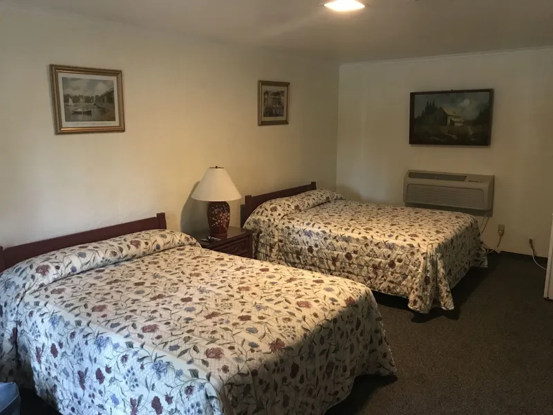 The Evergreen Inn - Motel and RV Park hotel detail image 6