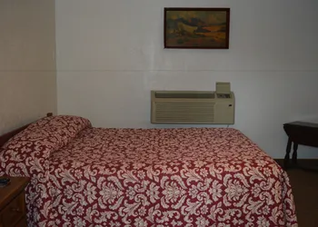 The Evergreen Inn - Motel and RV Park hotel thumbnail 8