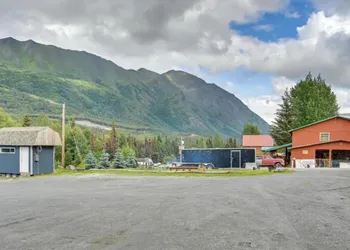 Alpine Inn Motel hotel thumbnail 3