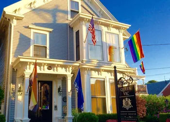 Queen Vic Guest House Provincetown Adults Only hotel thumbnail 7