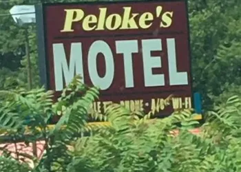 Peloke's Motel hotel thumbnail 5