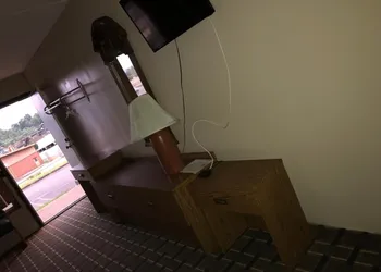 Park n Stay Inn hotel thumbnail 2