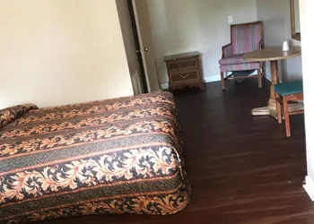 Park n Stay Inn hotel thumbnail 8