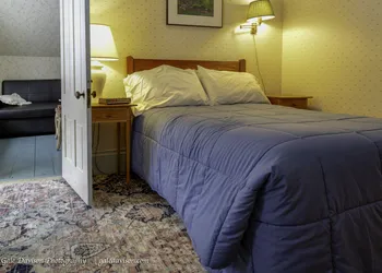 Clary Lake Bed and Breakfast hotel thumbnail 7