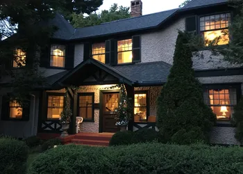 Pinecrest Bed & Breakfast hotel thumbnail 3