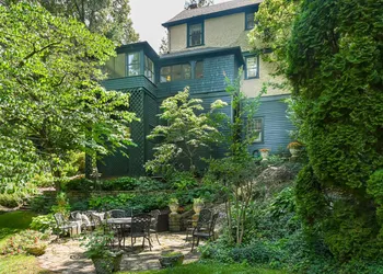Pinecrest Bed & Breakfast hotel thumbnail 5