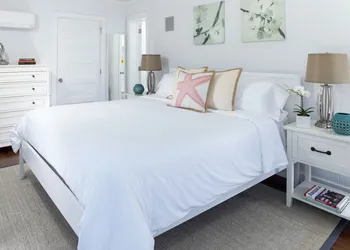 West Neck Guesthouse hotel thumbnail 4
