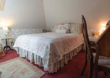 The Tea Rose Inn at Plymouth hotel thumbnail 5