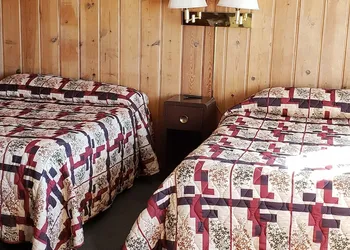 Caribou Lodge and Motel hotel thumbnail 3