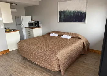Caribou Lodge and Motel hotel thumbnail 7