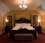 Summer Creek Inn hotel detail image 4