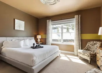 Summer Creek Inn hotel thumbnail 5