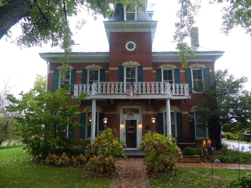 Cloran Mansion Bed & Breakfast hotel detail image 2
