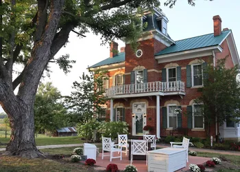 Cloran Mansion Bed & Breakfast hotel thumbnail 8