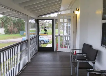 Rod And Gun Club hotel thumbnail 7