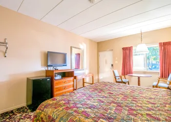 Bay Harbour Motor Lodge hotel thumbnail 8