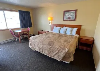 Midway Motel hotel thumbnail 5