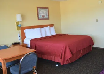 Midway Motel hotel thumbnail 7