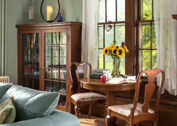 Yale Manor B&B and Yurt Glamping hotel thumbnail 5