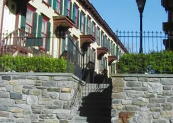 MichaelNY hotel thumbnail 5