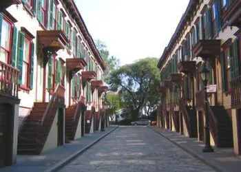 MichaelNY hotel thumbnail 6