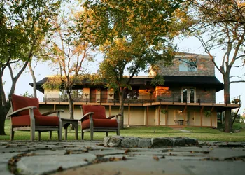 Two Hearts Inn hotel thumbnail 5